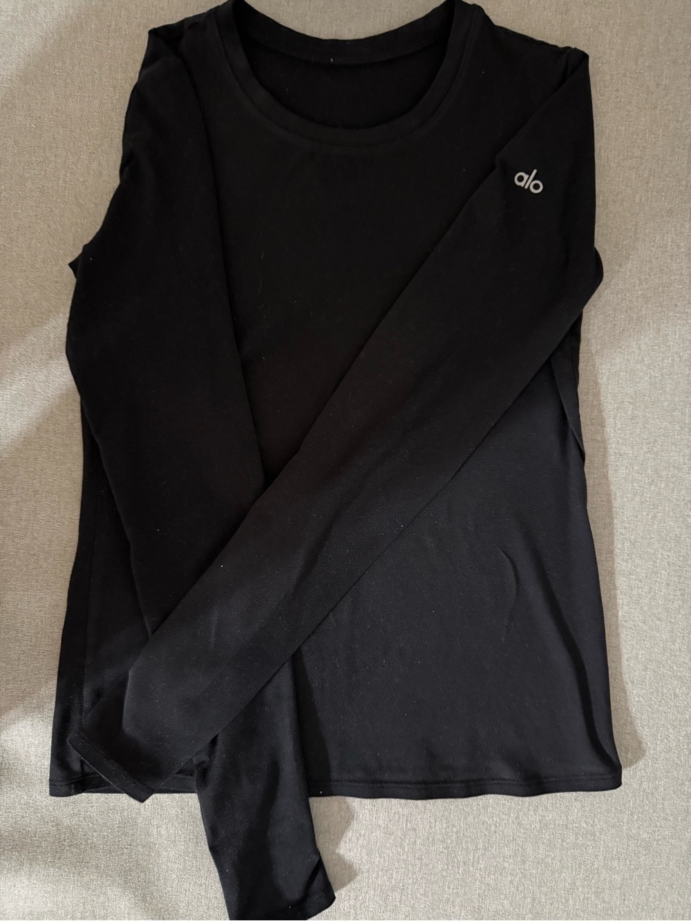 ALO Yoga Black Long Sleeve Crewneck Top